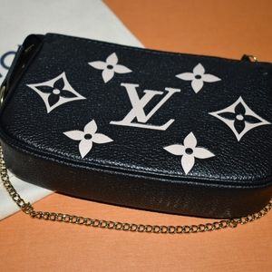 Louis Vuitton Bicolor mini pochette
